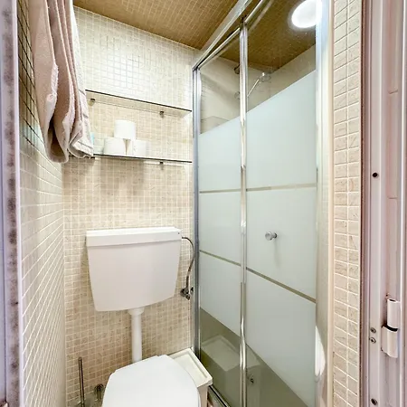 Quiet And Cozy, Easy Access To Highlights #1880 * リスボン